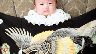 産着をつけての赤ちゃん１人写真