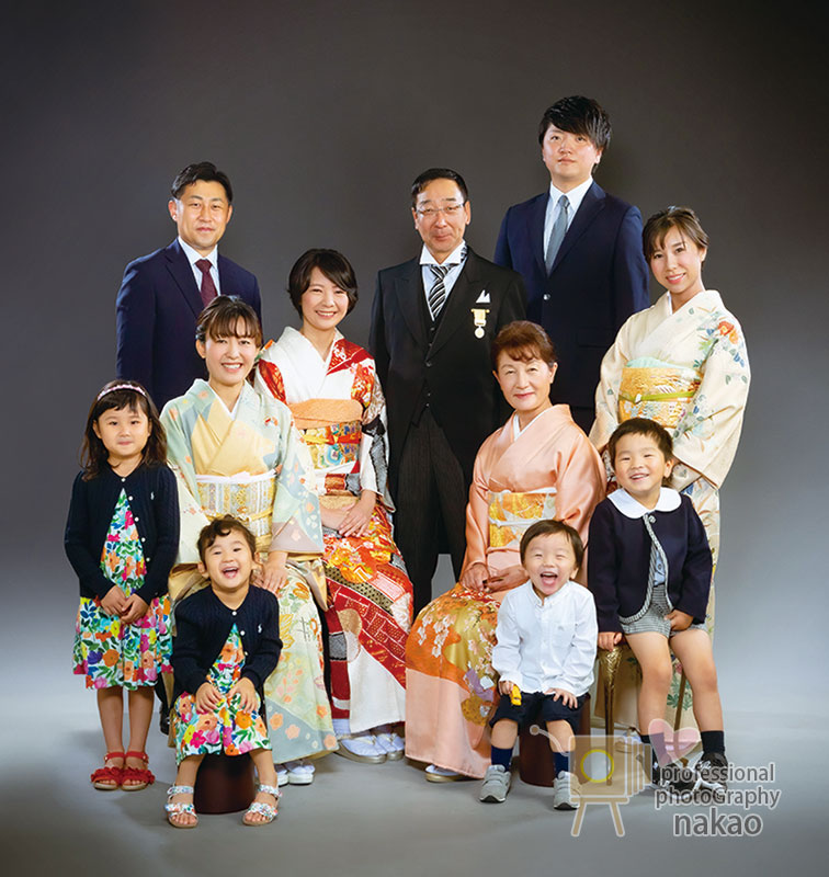 家族の今!、を残す 親子3世代での家族写真