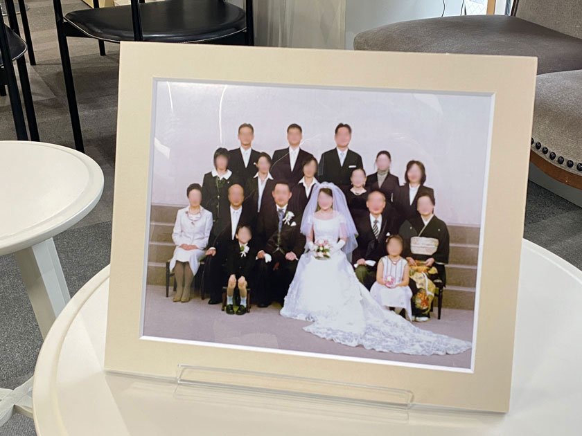 仕上がり品。スタンドタイプのお台紙。透明フィルムがついてるので、付着物も避けられます。