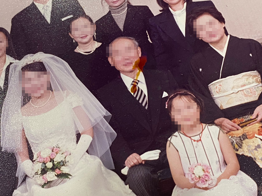 新婦様お父様のお顔に汚れが着いてしまった写真
