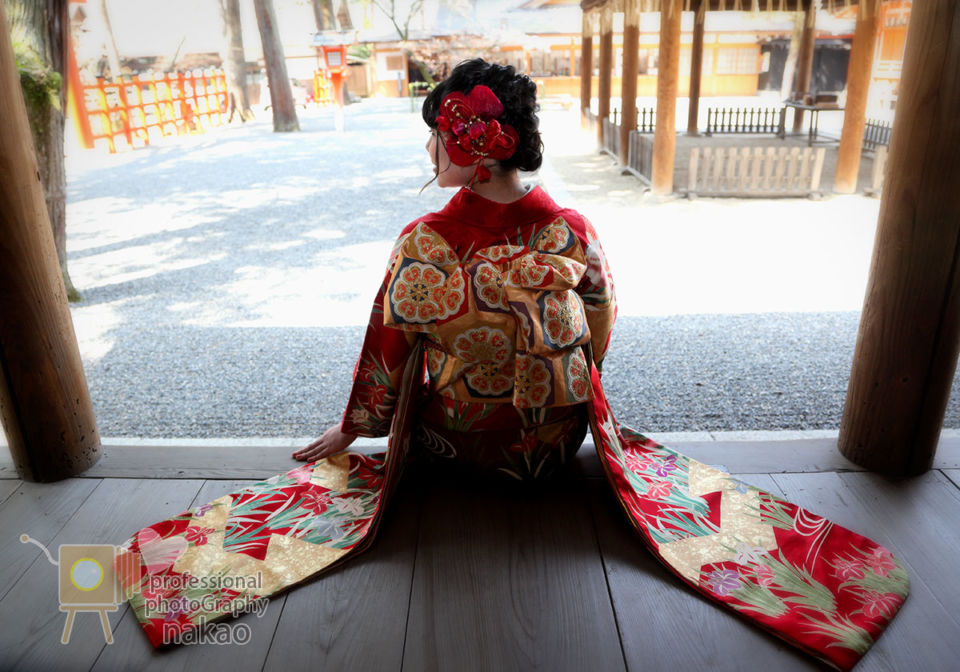 成人式記念 振袖 後ろ姿 吉田神社様でのロケーション撮影